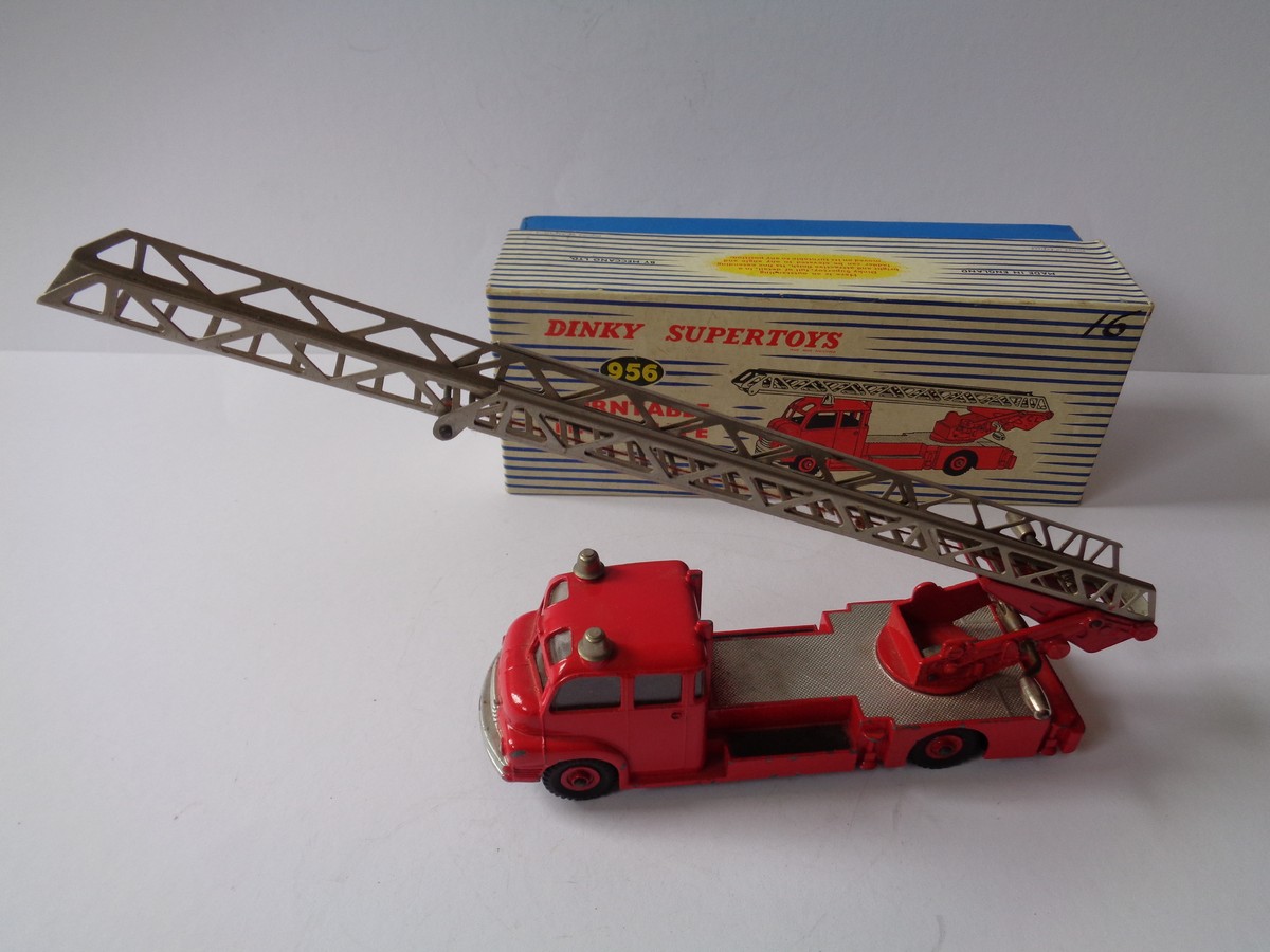 Dinky Super Toys 956 Turntable Fire Escape Truck with Box - Toy Paradise