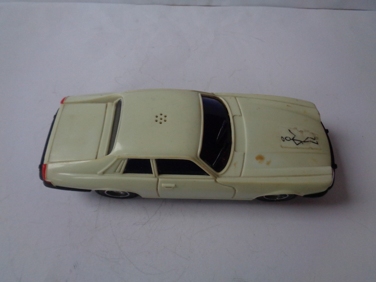 Corgi The Saint's Jaguar XJS (battery-operated) - Toy Paradise