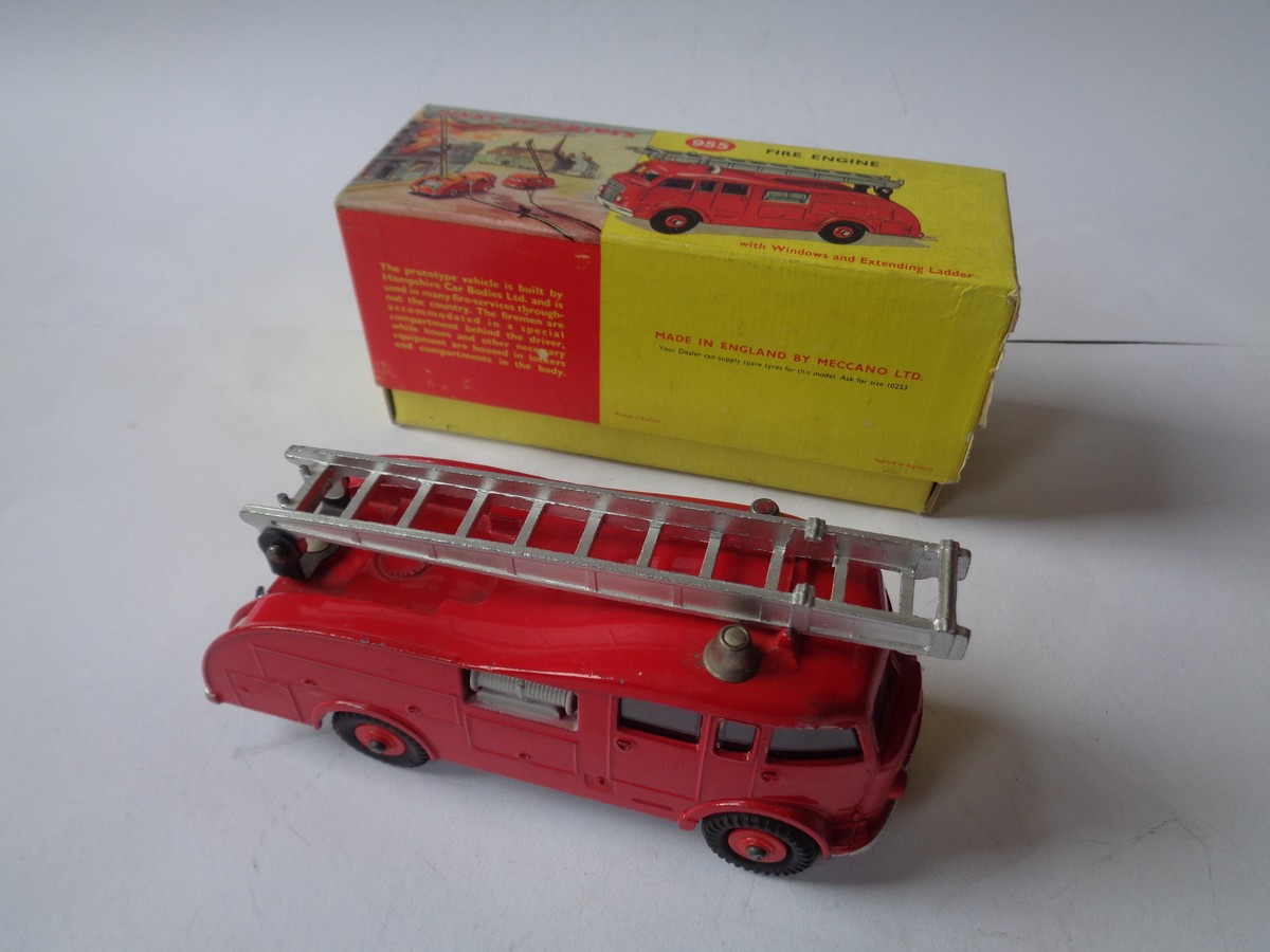 Dinky Super Toys 955 Fire Engine with Box