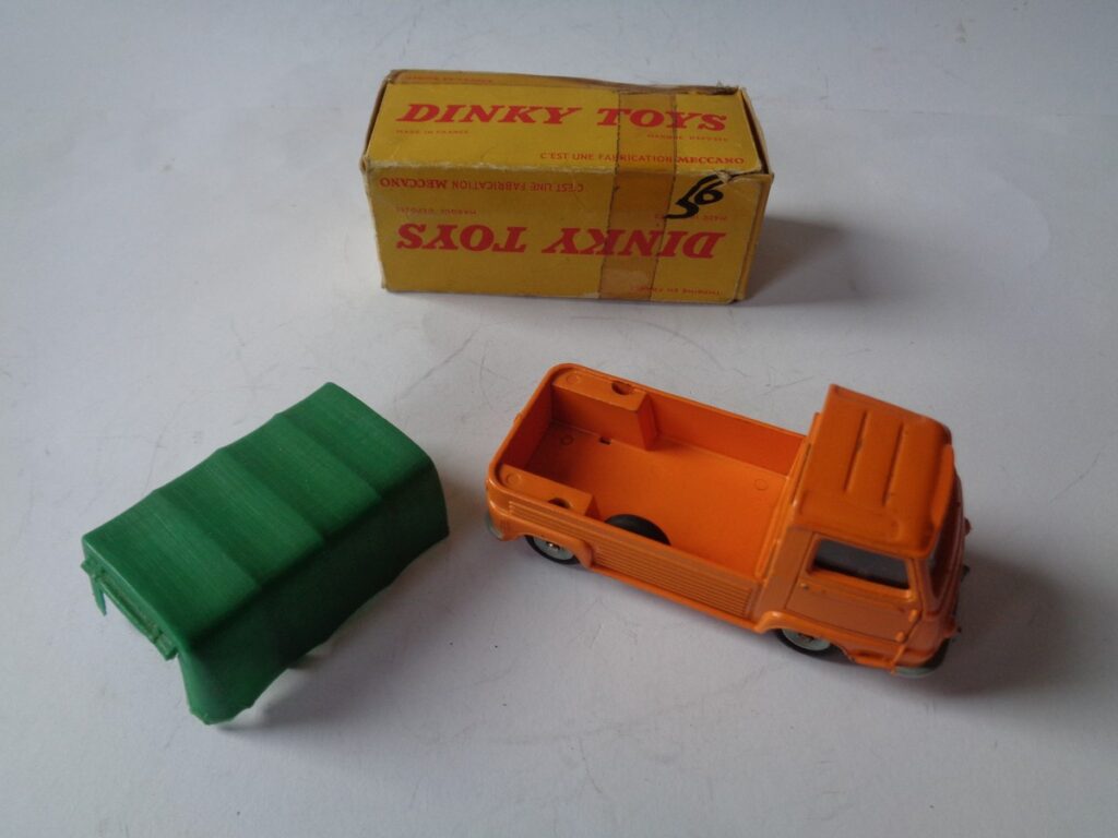 ESTAFETTE RENAULT PICK Up Dinky Toys # 563 Meccano EUR 20,00 - FR