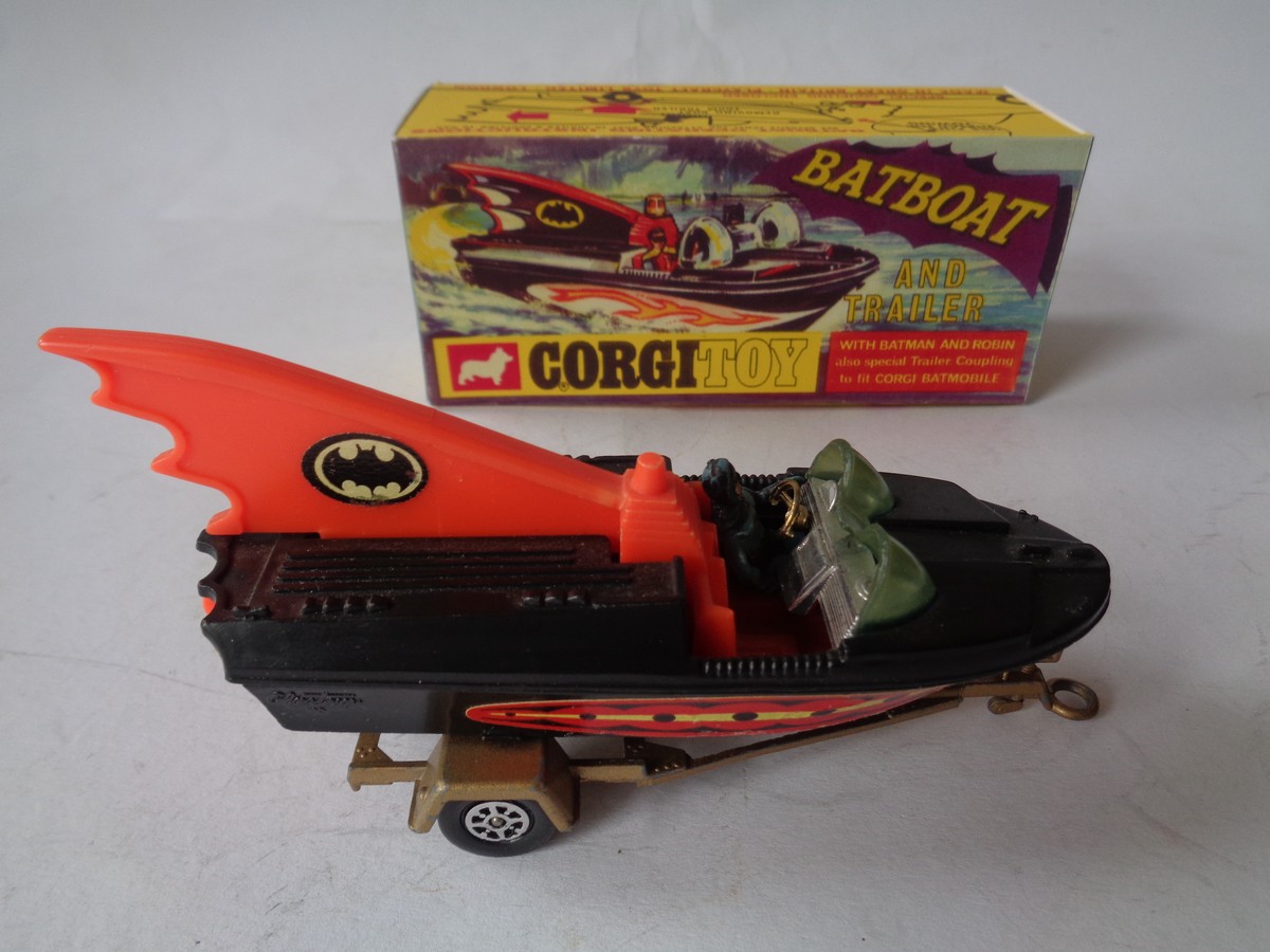 Corgi Toy Corgi Batmobile And Batboat Corgi Toys 107 Batman