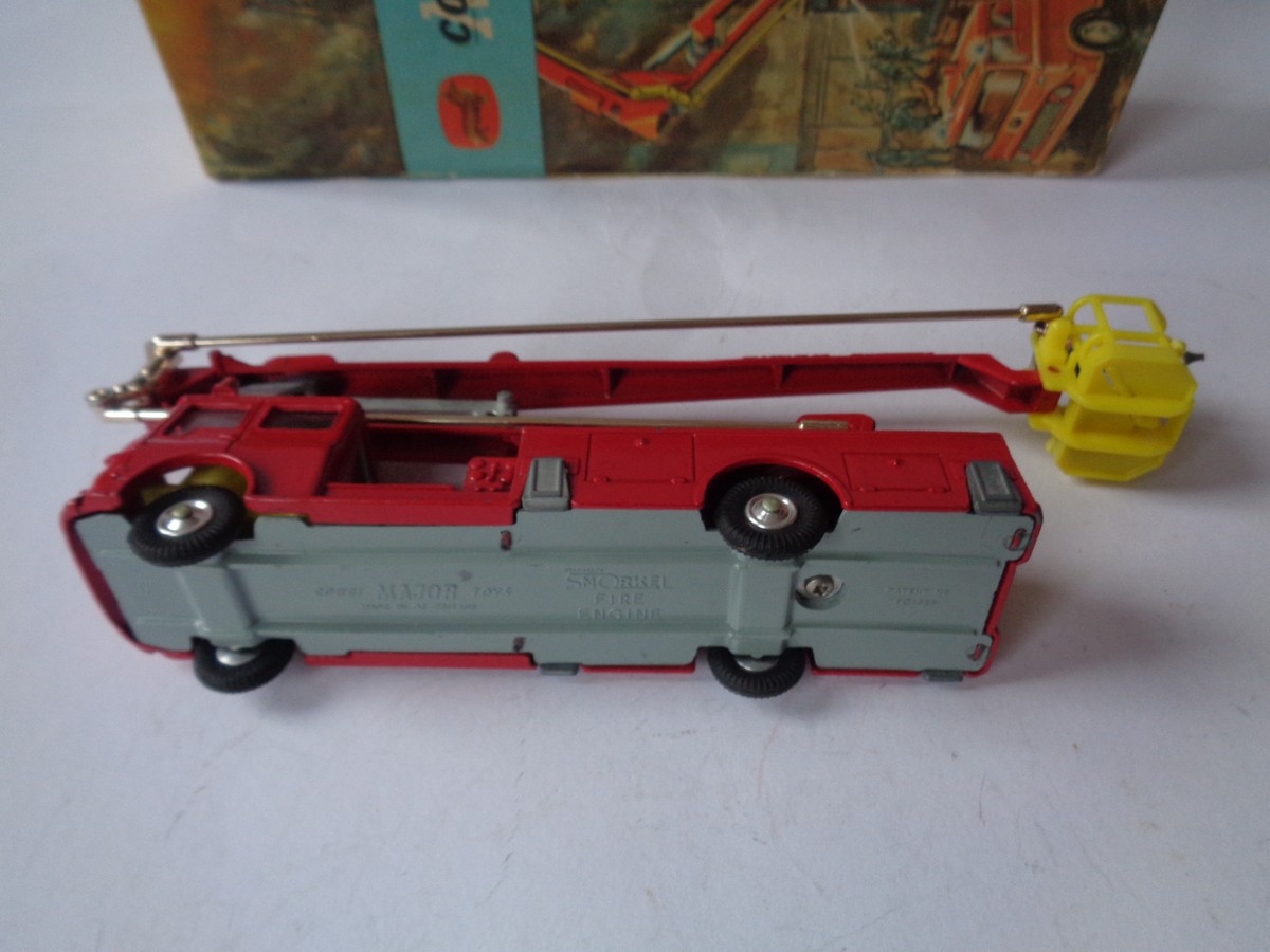 Camion De Pompiers Corgi Toys Bedford Simon Snorkel - Modèle Zamak Vintage, Bon état