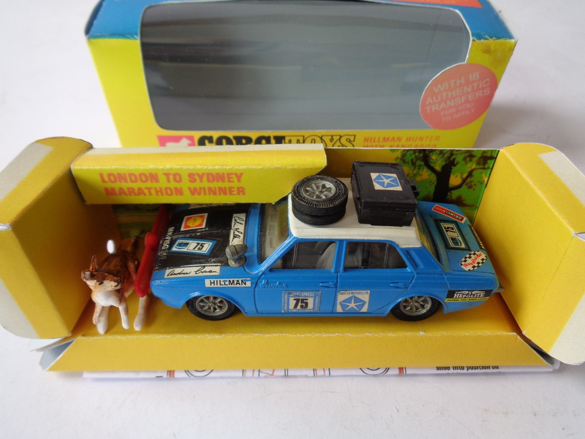 Corgi Toys 302 Hillman Hunter with Kangaroo with copy Box - Toy