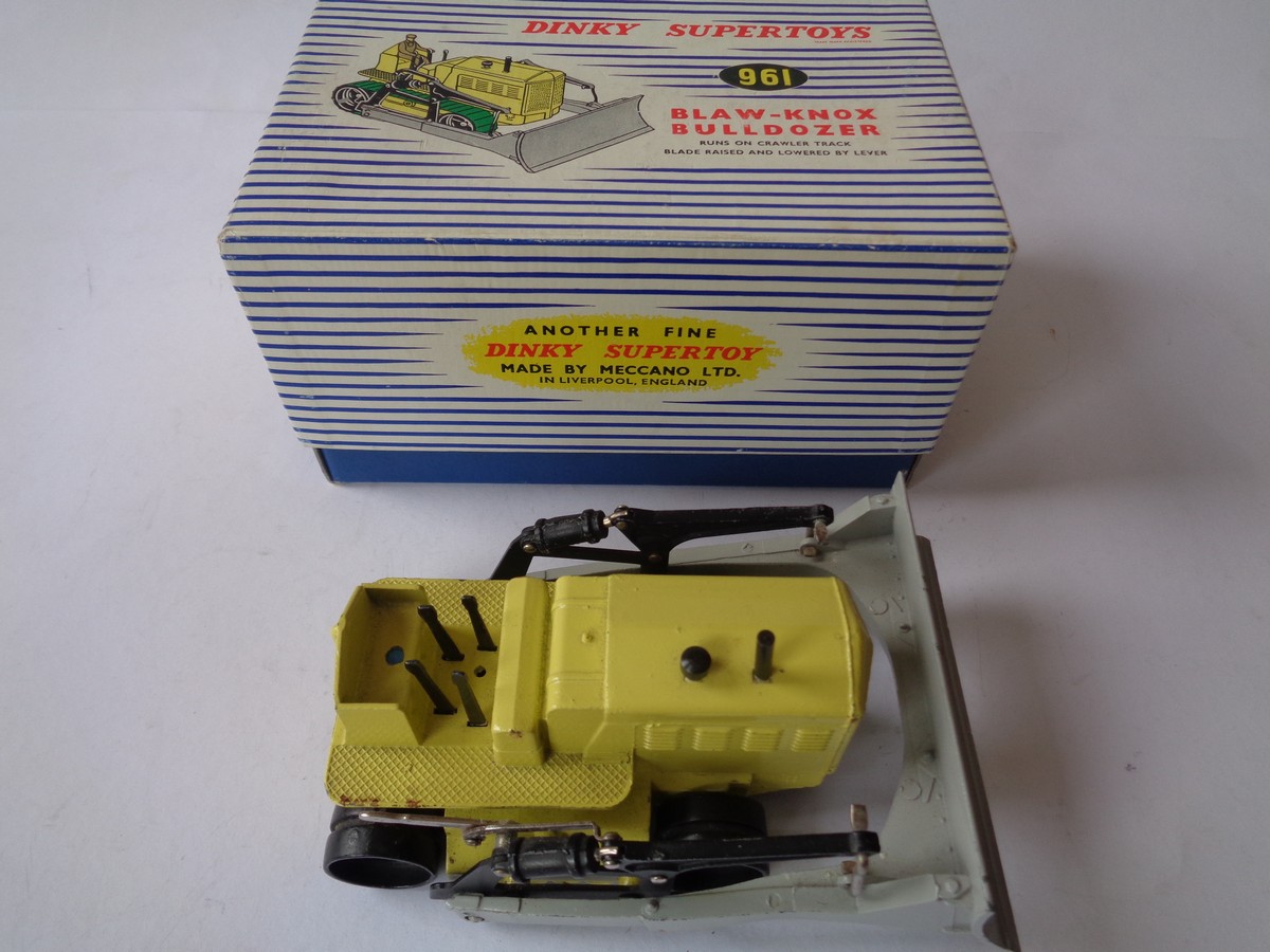 Dinky Super Toys 961 Blaw-Knox Bulldozer with Box