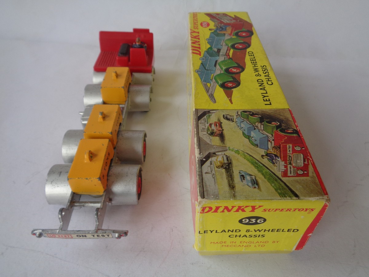 ミニカー DINKY No.936 LEYLAND CHASSIS ミニカー DINKY No.936 LEYLAND CHASSIS Dinky #936 Leyland 8