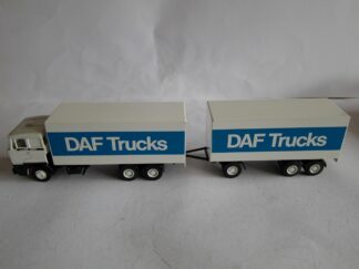 Lion Car DAF 3300 Truck ''DAF Trucks" + "DAF Trucks" Trailer