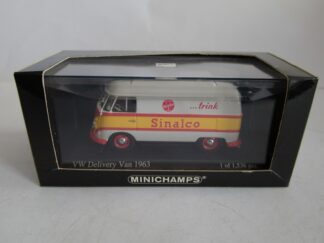 Minichamps VW T1 Delivery Van 1963 "Sinalco" with Box