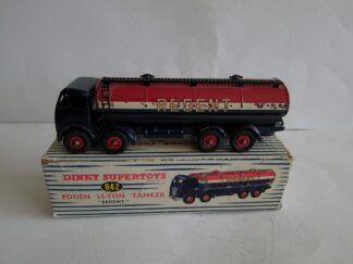 Dinky Supertoys 942 Foden 14-Ton Tanker "Regent" with Box